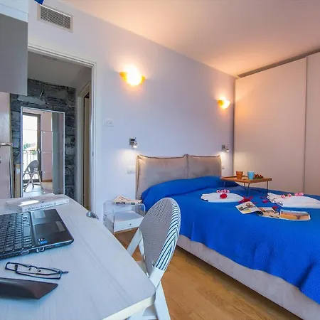 Molino Nuovo Sleeps 4 Pool 公寓 *