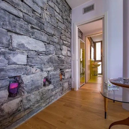 Molino Nuovo Sleeps 4 Pool San Siro